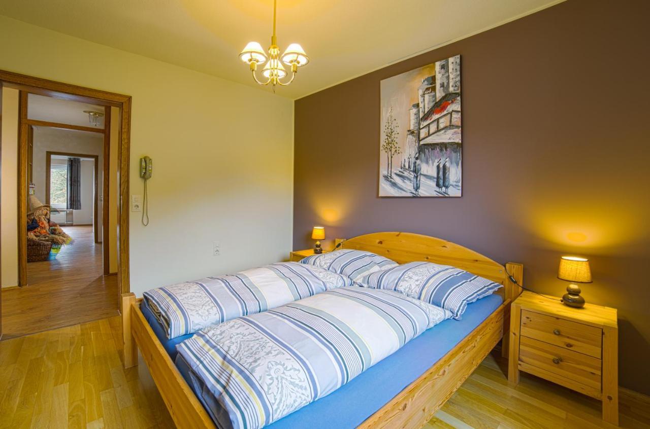 Hotel Eleganza Montjoie Extérieur photo