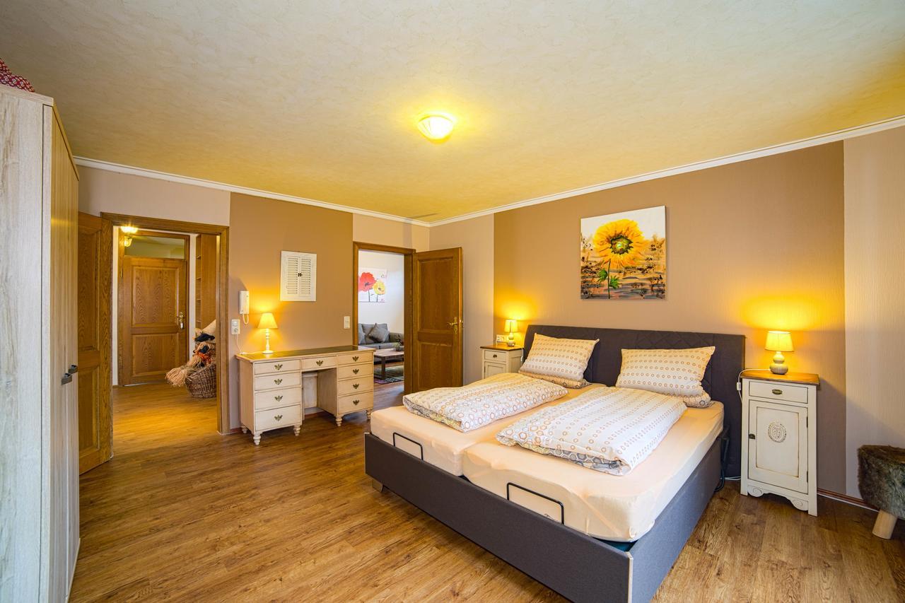 Hotel Eleganza Montjoie Extérieur photo